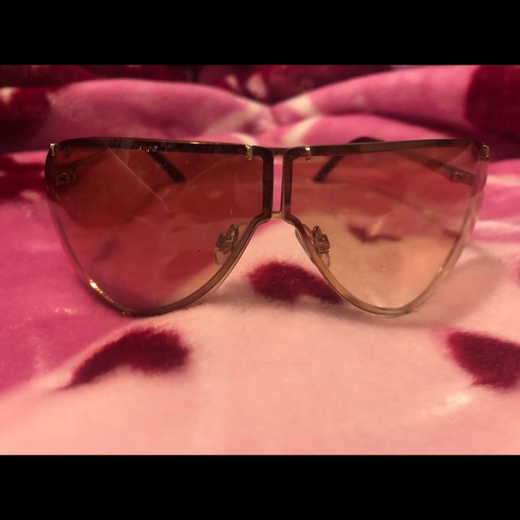 Beautiful sun shade non brand - Picture 3 of 5